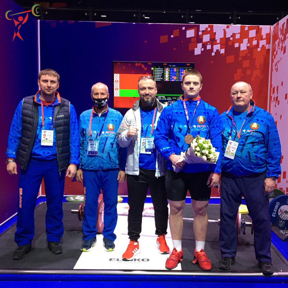 Sergey Sharenkov bronze medalist of the European Championship in snatch